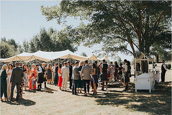 Breakfast-tent-at-Scottish-wedding-in-Fr